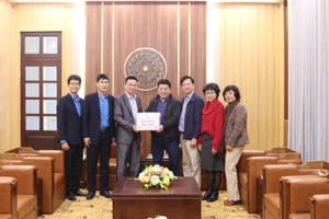 Công đoàn Khoa học và Công nghệ Việt Nam thăm và chúc Tết Báo Nhân Dân.