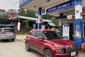 Phục vụ nhu cầu xăng dầu tại Cửa hàng xăng dầu số 37, Công ty trách nhiệm hữu hạn MTV Petrolimex Sơn La.