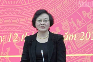 Đồng chí Phạm Thị Thanh Trà, Ủy viên Trung ương Đảng, Bí thư Trung ương Đảng, Phó Thủ tướng Chính phủ phát biểu tại hội nghị công bố quyết định giám sát đối với Ban Thường vụ Tỉnh ủy Điện Biên.