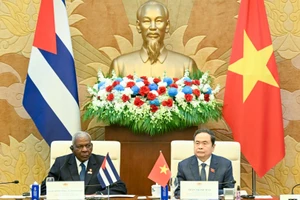 Chủ tịch Quốc hội Trần Thanh Mẫn và Chủ tịch Quốc hội Cuba Esteban Lazo Hernandez đồng chủ trì Phiên họp lần thứ hai Ủy ban hợp tác liên Nghị viện giữa Quốc hội Việt Nam và Quốc hội Cuba.