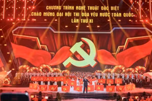 Chương trình nghệ thuật đặc biệt chào mừng Đại hội Thi đua yêu nước toàn quốc. (Ảnh: TTXVN)