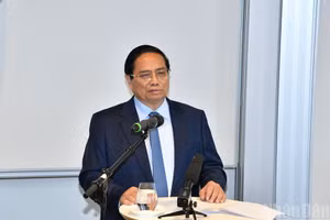 Thủ tướng Phạm Minh Chính phát biểu chính sách tại Đại học Kinh tế Stockholm. (Ảnh: THANH GIANG)