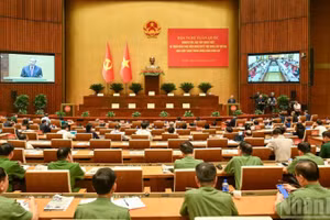 Tổng Bí thư, Chủ tịch nước Tô Lâm phát biểu chỉ đạo Hội nghị toàn quốc nghiên cứu, học tập, quán triệt và triển khai thực hiện Nghị quyết Hội nghị lần thứ hai Ban Chấp hành Trung ương Đảng khóa XIV. (Ảnh: DUY LINH)