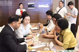 Doanh nghiệp với các chuyên gia, tổ chức chứng nhận và các nhà phân phối lớn kết nối trực tiếp tại Hội thảo.