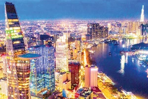 Thành phố Hồ Chí Minh hướng đến trở thành Trung tâm-Tài chính quốc tế. Trong ảnh: Một góc Thành phố Hồ Chí Minh. (Ảnh HOÀNG TRIỀU)