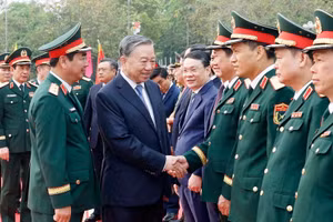 Tổng Bí thư, Chủ tịch nước Tô Lâm và các đại biểu. (Ảnh: Thống Nhất/TTXVN)