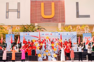 Câu lạc bộ Hiến máu nhân đạo.