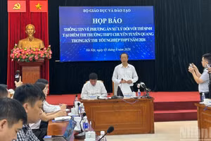 Bộ Giáo dục và Đào tạo tổ chức họp báo thông tin phương án xử lý đối với thí sinh tại Điểm thi Trường chuyên Tuyên Quang