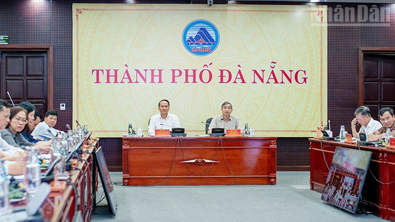 Lãnh đạo Thành phố Đà Nẵng theo dõi các phường, xã mới vận hành. ndo_tr_da-nang.jpg