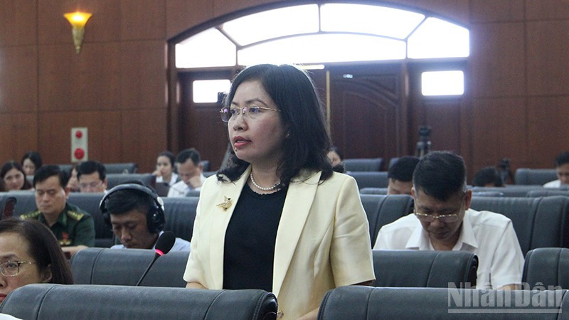 Sở Công thương thành phố Đà Nẵng trả lời tại Kỳ họp thứ 24, Hội đồng nhân dân thành phố Đà Nẵng khóa X, nhiệm kỳ 2021-2026. ndo_br_img-6575.jpg