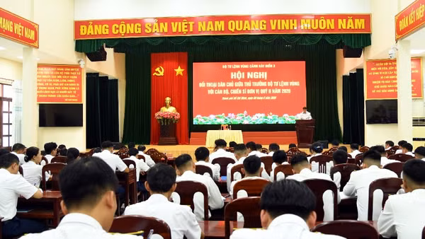 Quang cảnh hội nghị.