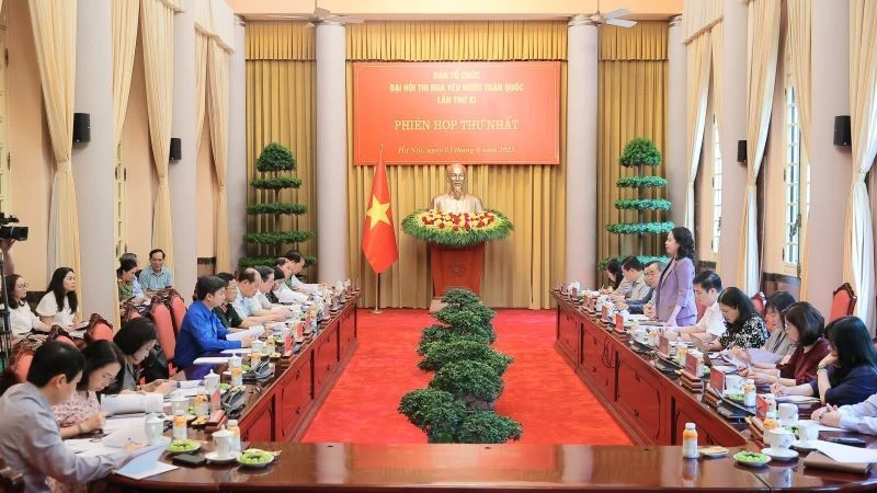 Toàn cảnh phiên họp.