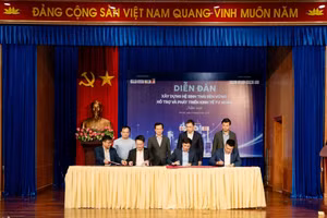 Lễ ký kết hợp tác giữa các đơn vị nhằm cam kết hỗ trợ cho doanh nghiệp tư nhân.