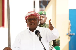 Tổng thống Guinea-Bissau Umaro Sissoco Embalo tại một sự kiện ở thủ đô Bissau, ngày 21/11/2025. (Ảnh: THX/TTXVN)