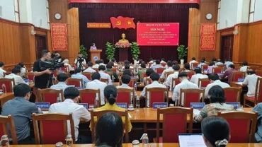 Hội nghị đánh giá kết quả 10 năm thực hiện Nghị quyết Hội nghị Trung ương 5 khóa XI.