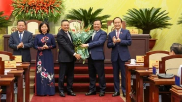 Đồng chí Trần Sỹ Thanh được bầu làm Chủ tịch Ủy ban nhân dân thành phố Hà Nội 
