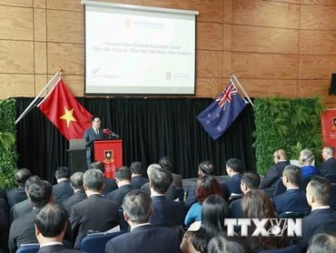 [Ảnh] Chủ tịch Quốc hội dự Diễn đàn Hợp tác giáo dục Việt Nam-New Zealand