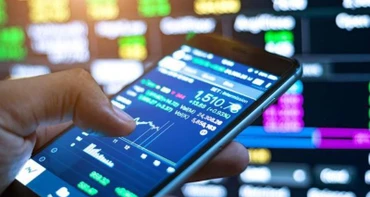 VN-Index tăng gần 3 điểm dưới áp lực chốt lời