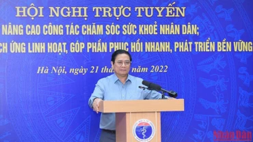 Thủ tướng Phạm Minh Chính phát biểu chỉ đạo hội nghị. (Ảnh: TRẦN HẢI)
