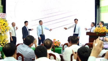 Lễ khai trương “Phần mềm tài nguyên và môi trường tỉnh Bình Phước”.