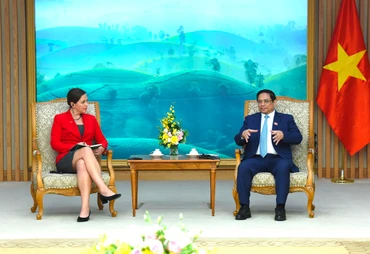 [Ảnh] Thủ tướng Phạm Minh Chính tiếp Kinh tế trưởng Bộ Ngoại giao Hoa Kỳ 