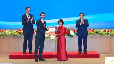 [Ảnh] Thủ tướng Phạm Minh Chính và Thủ tướng Hà Lan Mark Rutte chứng kiến Lễ trao văn kiện hợp tác 