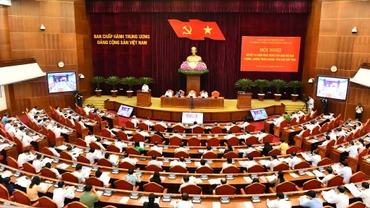 [Ảnh] Tổng Bí thư Nguyễn Phú Trọng chủ trì Hội nghị sơ kết 1 năm hoạt động của Ban Chỉ đạo phòng, chống tham nhũng, tiêu cực cấp tỉnh, thành phố