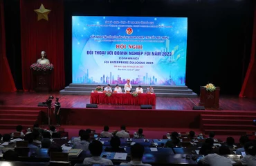 Toàn cảnh Hội nghị.