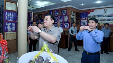 Tưởng nhớ, tri ân cố Chủ tịch Quốc hội Nguyễn Hữu Thọ