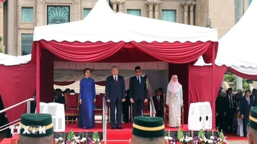 Tổng Bí thư Tô Lâm và Phu nhân bắt đầu thăm chính thức Malaysia