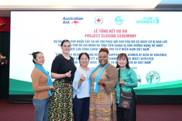 Các đại biểu tham dự sự kiện.