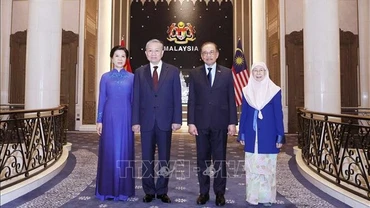[Ảnh] Tổng Bí thư và Phu nhân dự chiêu đãi chính thức do Thủ tướng Malaysia chủ trì