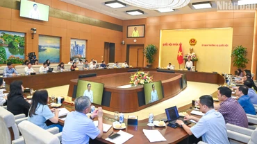 [Ảnh] Chủ tịch Quốc hội Trần Thanh Mẫn làm việc với một số Ủy ban của Quốc hội