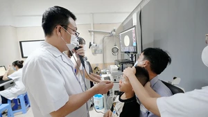 [Video] Hết nỗi lo ngủ ngáy và ngưng thở khi ngủ