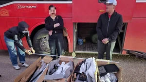 [Video] Phát hiện vụ vận chuyển trái phép các linh kiện lắp ráp súng với số lượng lớn