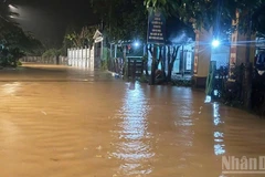 Mưa lớn khiến nhiều khu vực tại thành phố Đà Nẵng chìm trong biển nước. (Ảnh: ANH QUÂN)