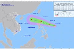 Bản đồ dự báo quỹ đạo và cường độ áp thấp nhiệt đới phát lúc 14 giờ chiều 1/10/2025. (Ảnh: Trung tâm Dự báo khí tượng thủy văn quốc gia)