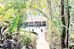 Nét độc đáo về bản sắc văn hóa hài hòa với môi trường sinh thái tạo nên sức hút của Làng du lịch cộng đồng Thái Hải (Thái Nguyên).