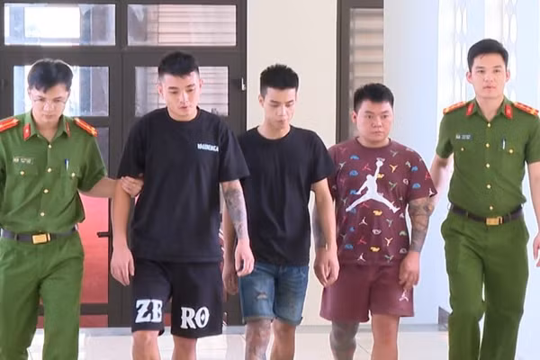 Ba đối tượng bị bắt giữ.