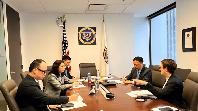 Thông qua các hoạt động hợp tác quốc tế trong năm 2025, Ủy ban Chứng khoán Nhà nước tiếp tục thể hiện quyết tâm hội nhập toàn diện.