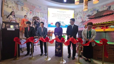Các đại biểu cắt băng khai mạc Tuần lễ Quảng Ninh tại EXPO 2025. (Ảnh: Cục Hợp tác Quốc tế)