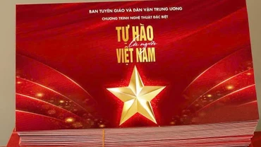Vé chương trình "Tự hào Việt Nam" được rao bán trên các mạng xã hội". 