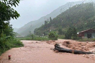 Nước lũ dâng cao khu vực xã Quan Sơn, tỉnh Lạng Sơn.