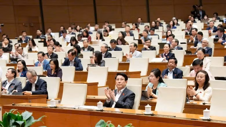 Chủ tịch nước Lương Cường cùng các đại biểu tham gia Phiên họp. (Ảnh: TL)