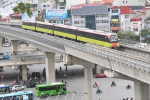 Hà Nội Metro phục vụ miễn phí hành khách trong 9 ngày Tết và giảm thời gian giãn cách giữa các lượt tàu tuyến Cát Linh-Hà Đông và Nhổn-Ga Hà Nội.