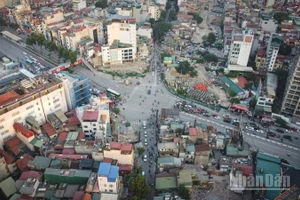 Dự án đường Vành đai 1 đoạn Hoàng Cầu-Voi Phục tại Hà Nội có thể được coi là ví dụ điển hình về câu chuyện giải phóng mặt bằng.