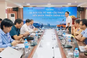Quang cảnh Tọa đàm "Xe bán tải-Từ nhu cầu thực tiễn đến hoàn thiện chính sách" do Báo Xây dựng tổ chức.