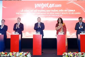 Hãng hàng không Vietjet chính thức công bố đường bay thẳng giữa Thành phố Hồ Chí Minh và Colombo tại Diễn đàn Hợp tác Thương mại, đầu tư và du lịch Việt Nam-Sri Lanka, dưới sự chứng kiến của Tổng Bí thư, Chủ tịch nước Tô Lâm.