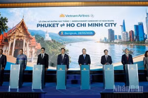Trong khuôn khổ Diễn đàn Doanh nghiệp Việt Nam-Thái Lan, nhân chuyến thăm chính thức tới Thái Lan của Tổng Bí thư, Chủ tịch nước Tô Lâm, Vietnam Airlines đã công bố khai trương đường bay thẳng Thành phố Hồ Chí Minh-Phuket.
