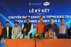 Lễ ký kết hợp tác chuyển giao chương trình đào tạo giữa Cranes Varsity và FPT.